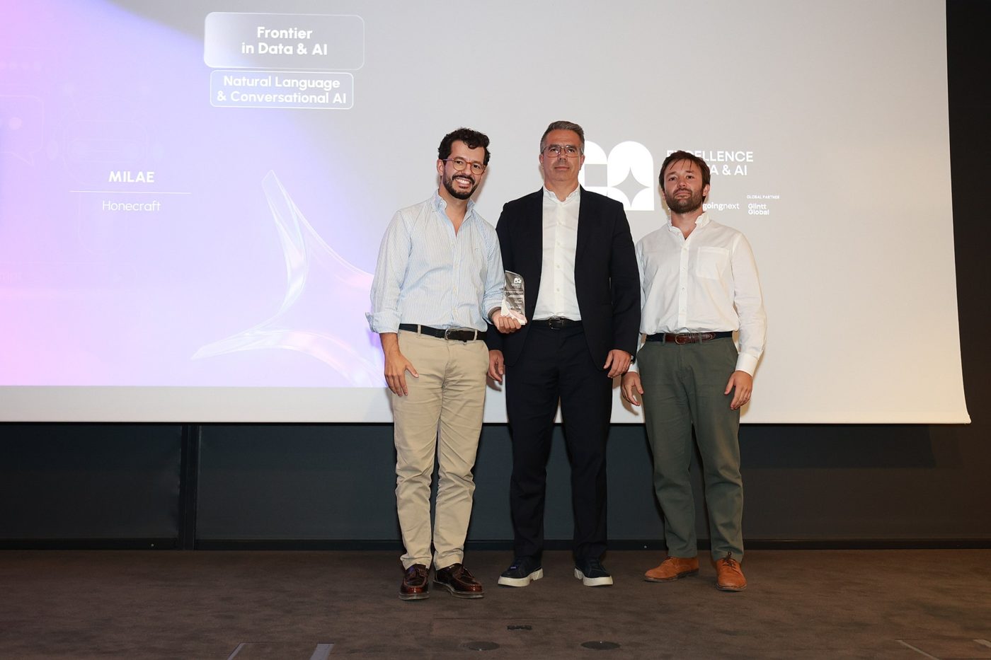Tiago Nunes and Francisco Macedo receive the award in Lisbon on 29 September 2026